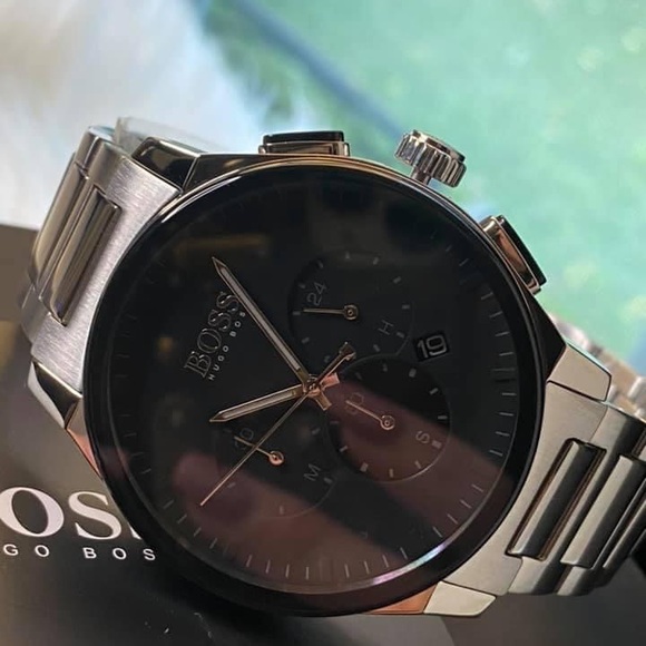 Hugo Boss Men’s Peak Chronograph Watch
Case Size: 44mm
MSRP: $598 - Picture 6 of 10